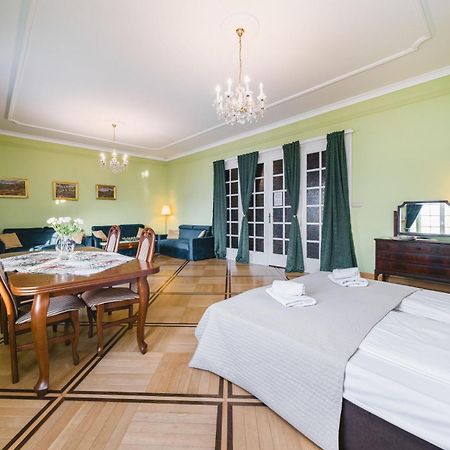 Apartamenty W Palacu Pod Baranami Kraków Eksteriør billede