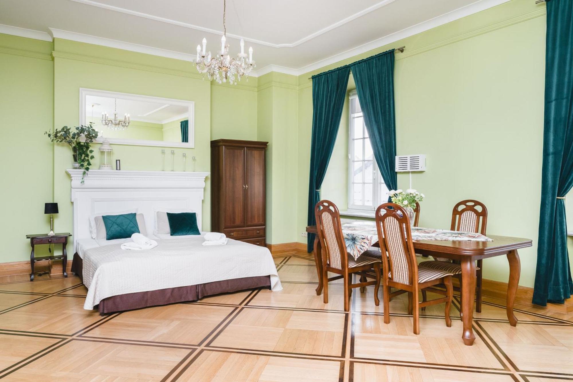Apartamenty W Palacu Pod Baranami Kraków Eksteriør billede